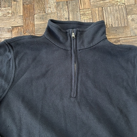 Banana Republic Men’s Quarter Zip Pullover - Picture 3 of 7